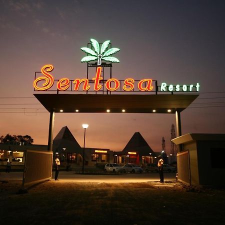 Sentosa Resorts & Water Park Chinchvad Luaran gambar