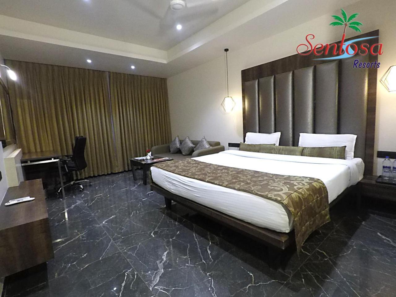 Sentosa Resorts & Water Park Chinchvad Luaran gambar
